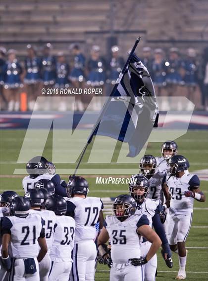 Thumbnail 3 in Wylie East vs. Lancaster (UIL 5A Regional Quarterfinal Playoff) photogallery.
