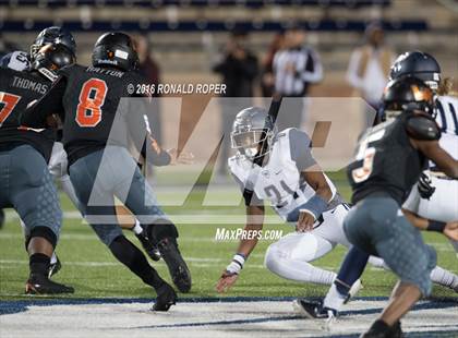 Thumbnail 1 in Wylie East vs. Lancaster (UIL 5A Regional Quarterfinal Playoff) photogallery.