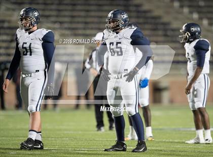 Thumbnail 3 in Wylie East vs. Lancaster (UIL 5A Regional Quarterfinal Playoff) photogallery.