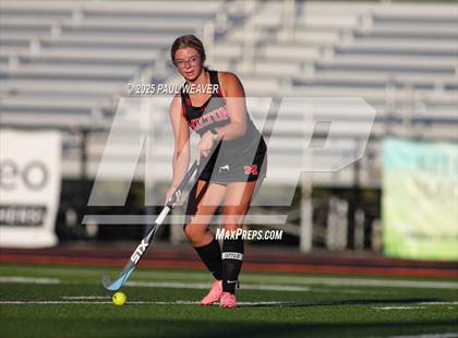 Thumbnail 3 in JV: Midd-West @ Milton photogallery.