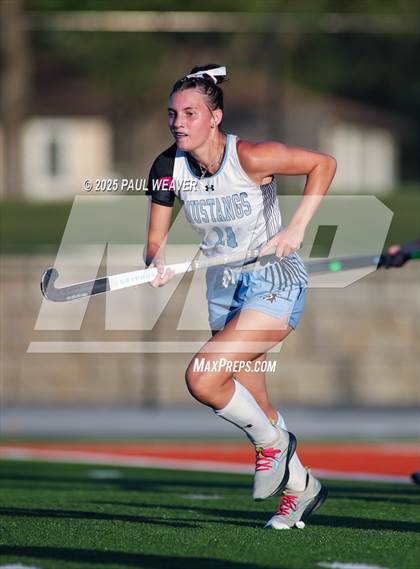 Thumbnail 3 in JV: Midd-West @ Milton photogallery.