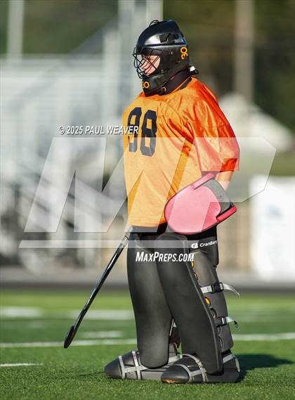 Thumbnail 1 in JV: Midd-West @ Milton photogallery.