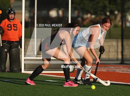 Thumbnail 3 in JV: Midd-West @ Milton photogallery.