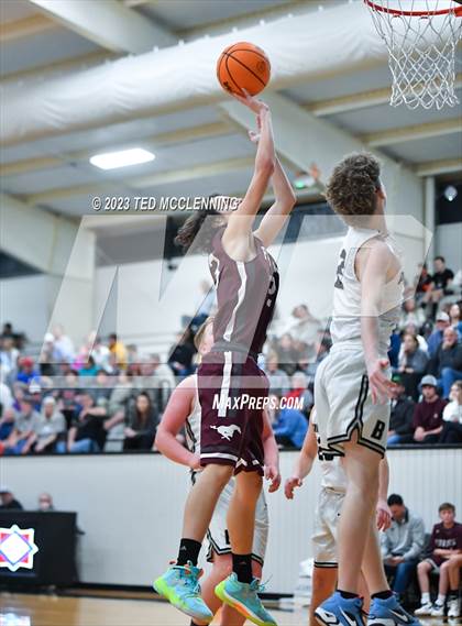 Thumbnail 3 in Perryville @ Bigelow photogallery.