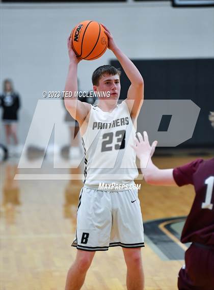 Thumbnail 2 in Perryville @ Bigelow photogallery.