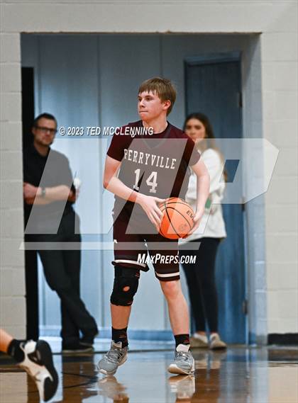 Thumbnail 3 in Perryville @ Bigelow photogallery.