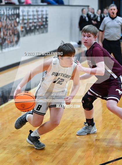 Thumbnail 3 in Perryville @ Bigelow photogallery.
