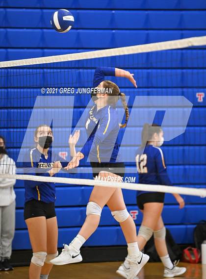 Thumbnail 1 in Terra Linda vs. Casa Grande ( Tamalpais Tournament)  photogallery.