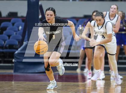 Thumbnail 3 in Holy Family vs University (CHSAA 4A Semifinal) photogallery.