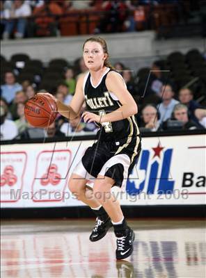 Thumbnail 2 in Kennard vs. Follett (UIL D2 1A Final) photogallery.