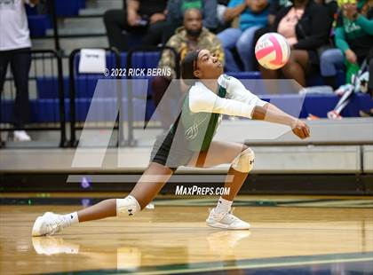 Thumbnail 3 in College Park vs Spring (UIL6A Bi-District) photogallery.