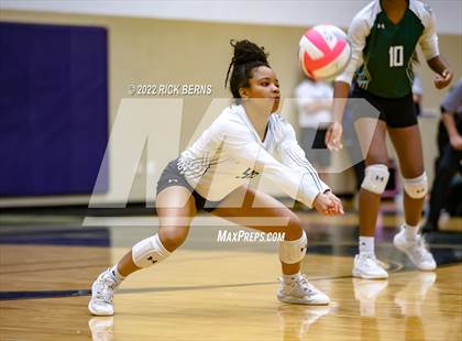 Thumbnail 3 in College Park vs Spring (UIL6A Bi-District) photogallery.