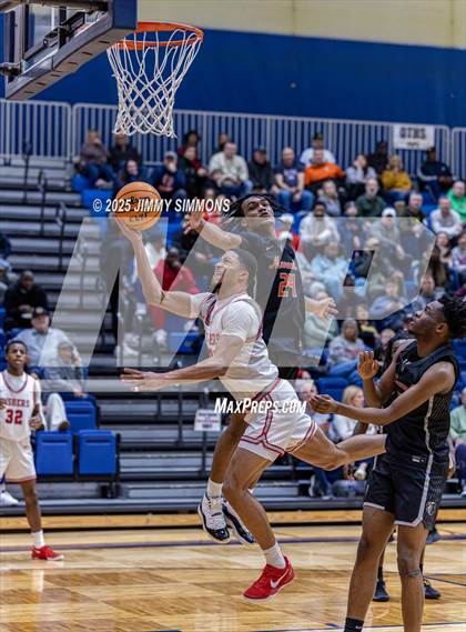 Thumbnail 2 in Fishers vs. Manual (Bank of O'Fallon Shootout) photogallery.
