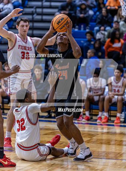 Thumbnail 2 in Fishers vs. Manual (Bank of O'Fallon Shootout) photogallery.