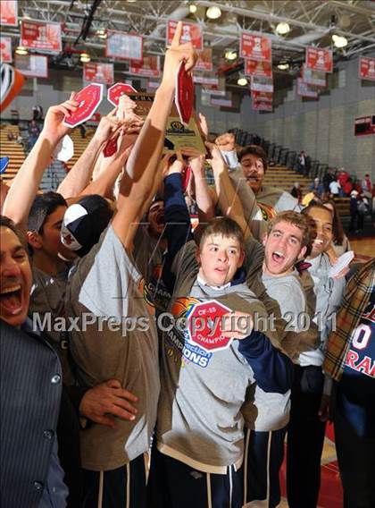 Thumbnail 3 in Valley Torah vs. Bishop Diego (CIF SS 6AA Final) photogallery.