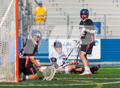 Thumbnail 3 in Mount Sinai vs. Manhasset (NYSPHSAA Quarter Finals Class B) photogallery.