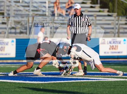 Thumbnail 3 in Mount Sinai vs. Manhasset (NYSPHSAA Quarter Finals Class B) photogallery.
