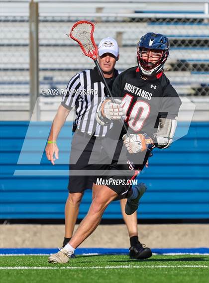 Thumbnail 3 in Mount Sinai vs. Manhasset (NYSPHSAA Quarter Finals Class B) photogallery.