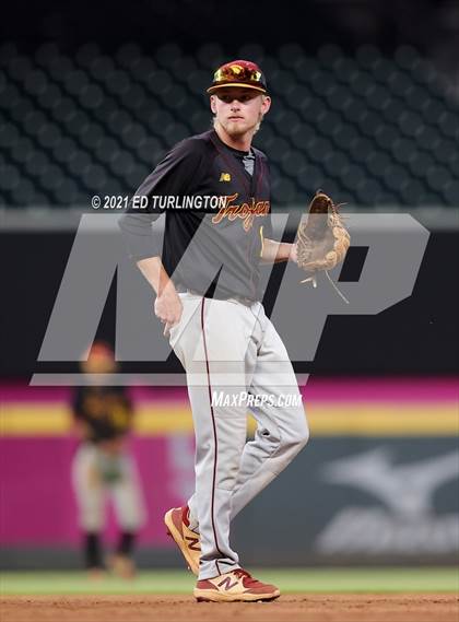 Thumbnail 3 in Houston County vs. Lassiter (GHSA 6A Championship Game 2) photogallery.