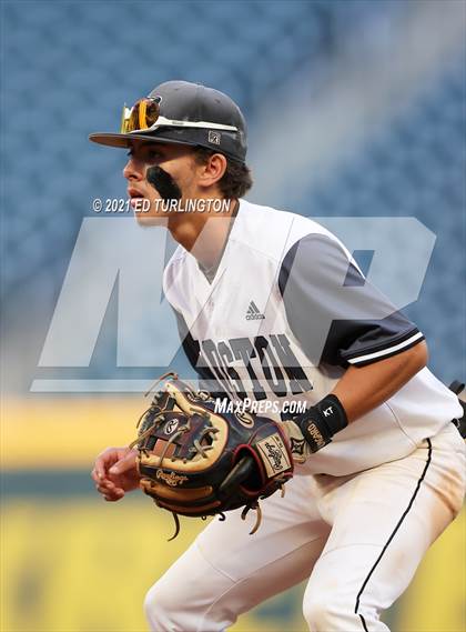 Thumbnail 3 in Houston County vs. Lassiter (GHSA 6A Championship Game 2) photogallery.