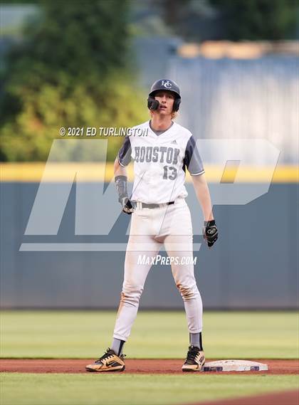 Thumbnail 2 in Houston County vs. Lassiter (GHSA 6A Championship Game 2) photogallery.