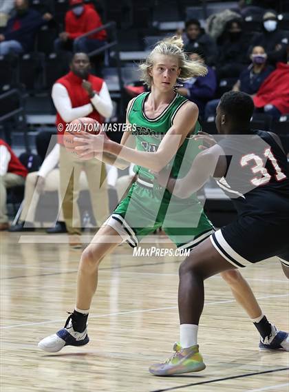 Thumbnail 2 in Legion Collegiate Academy vs. Great Falls photogallery.