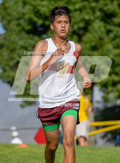 Thumbnail 2 in JV: South Bay Invitational photogallery.