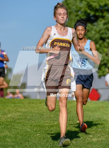 Thumbnail 2 in South Bay Invitational photogallery.