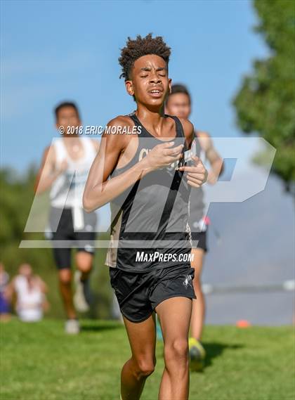 Thumbnail 2 in South Bay Invitational photogallery.