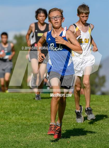Thumbnail 2 in South Bay Invitational photogallery.