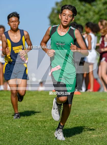 Thumbnail 2 in JV: South Bay Invitational photogallery.