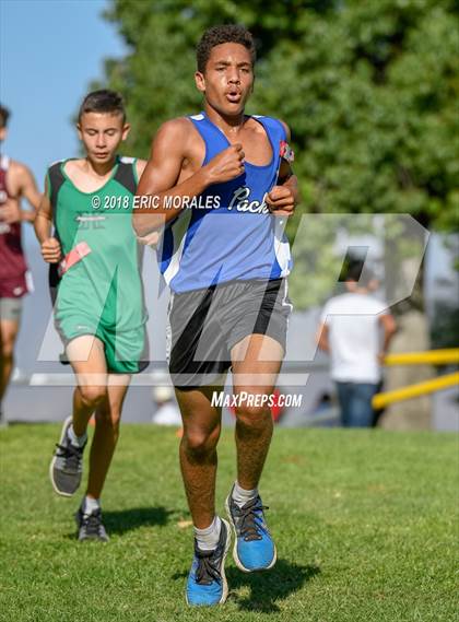 Thumbnail 3 in South Bay Invitational photogallery.