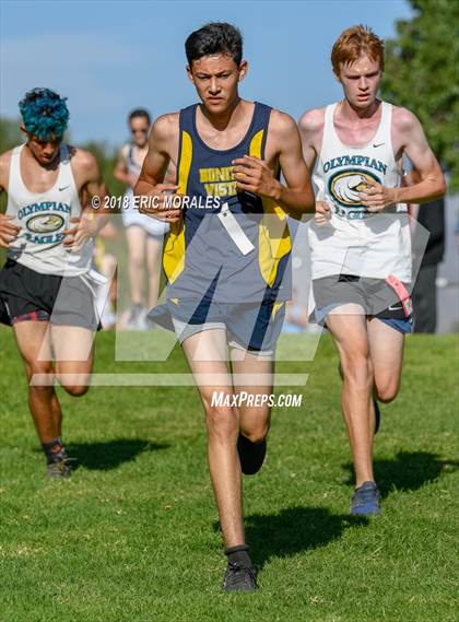 Thumbnail 2 in South Bay Invitational photogallery.