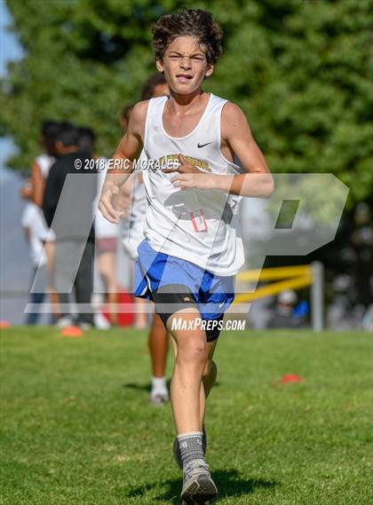 Thumbnail 2 in South Bay Invitational photogallery.