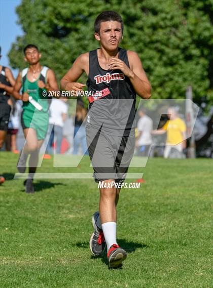 Thumbnail 1 in JV: South Bay Invitational photogallery.