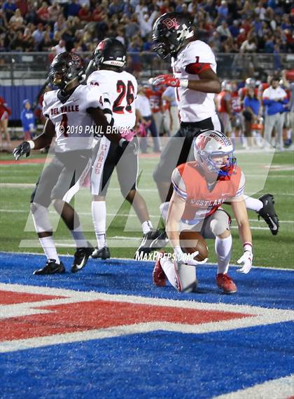 Thumbnail 1 in Westlake vs Del Valle photogallery.
