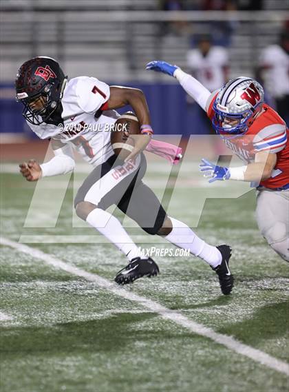 Thumbnail 3 in Westlake vs Del Valle photogallery.