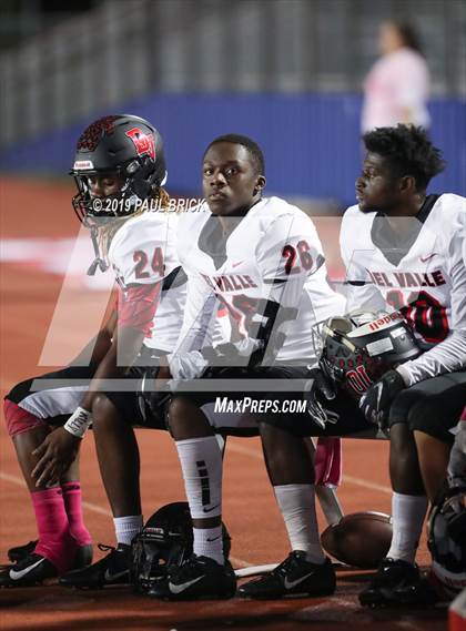 Thumbnail 1 in Westlake vs Del Valle photogallery.