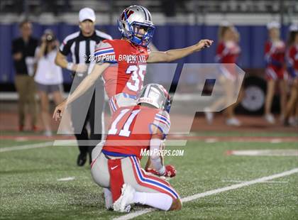 Thumbnail 3 in Westlake vs Del Valle photogallery.