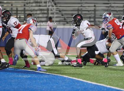 Thumbnail 2 in Westlake vs Del Valle photogallery.