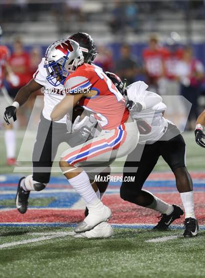 Thumbnail 2 in Westlake vs Del Valle photogallery.