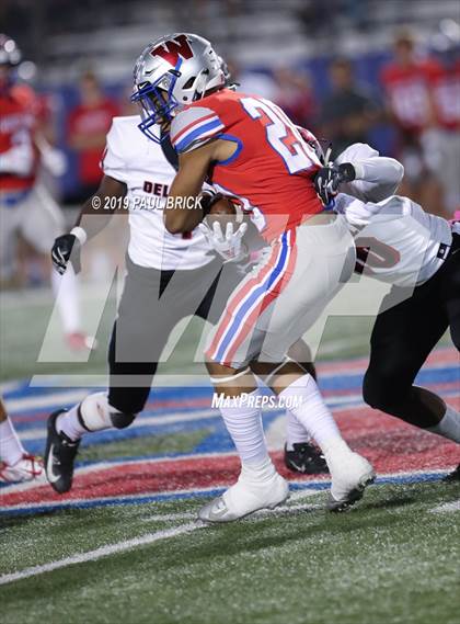Thumbnail 1 in Westlake vs Del Valle photogallery.