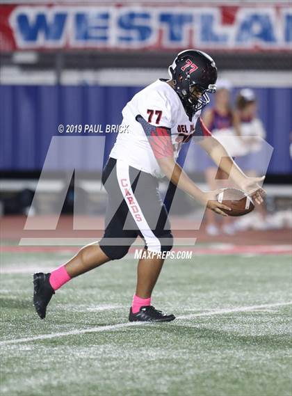 Thumbnail 1 in Westlake vs Del Valle photogallery.
