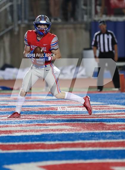 Thumbnail 3 in Westlake vs Del Valle photogallery.