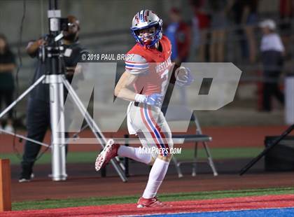 Thumbnail 3 in Westlake vs Del Valle photogallery.