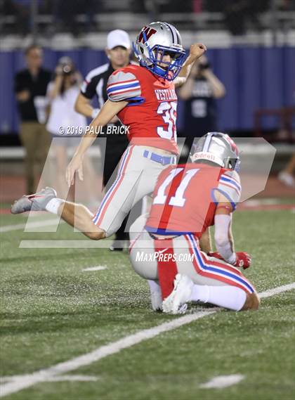 Thumbnail 2 in Westlake vs Del Valle photogallery.