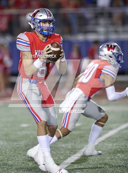 Thumbnail 2 in Westlake vs Del Valle photogallery.