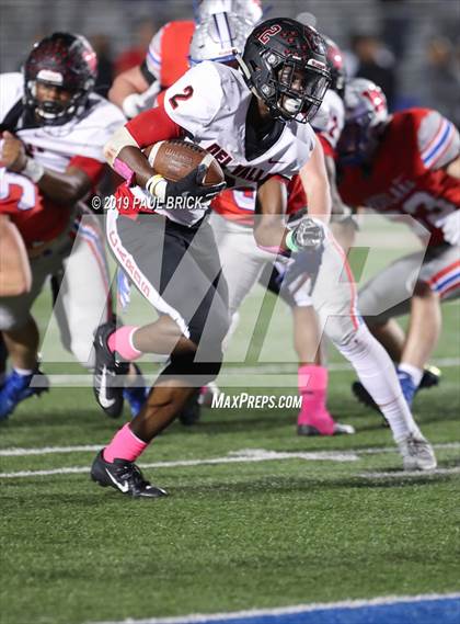 Thumbnail 1 in Westlake vs Del Valle photogallery.
