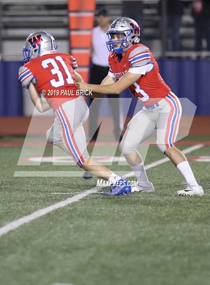 Thumbnail 1 in Westlake vs Del Valle photogallery.