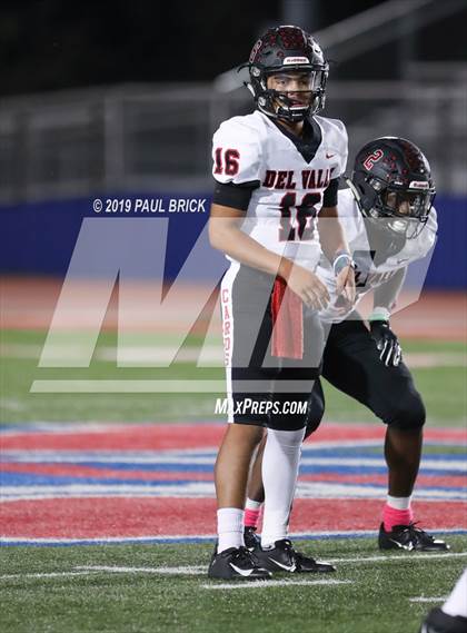 Thumbnail 3 in Westlake vs Del Valle photogallery.